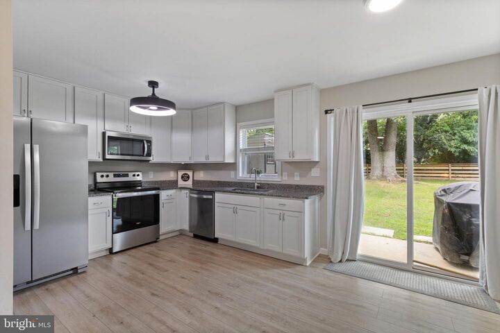 Property Photo: 275 Forest Grove Road VA 22443