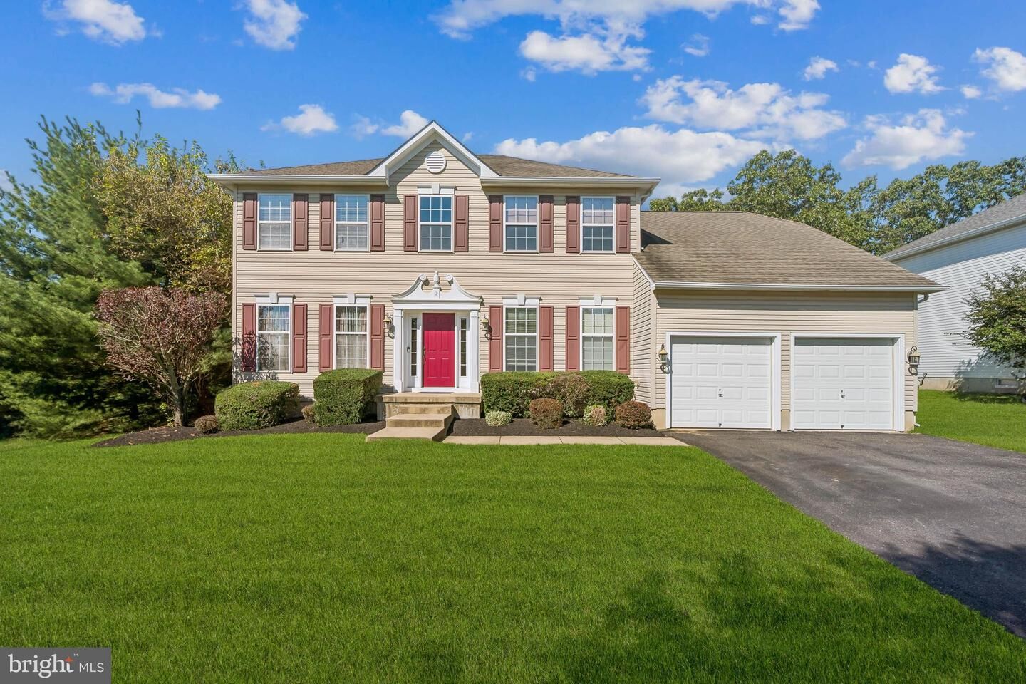 Property Photo: 2 Patriot Court NJ 08081