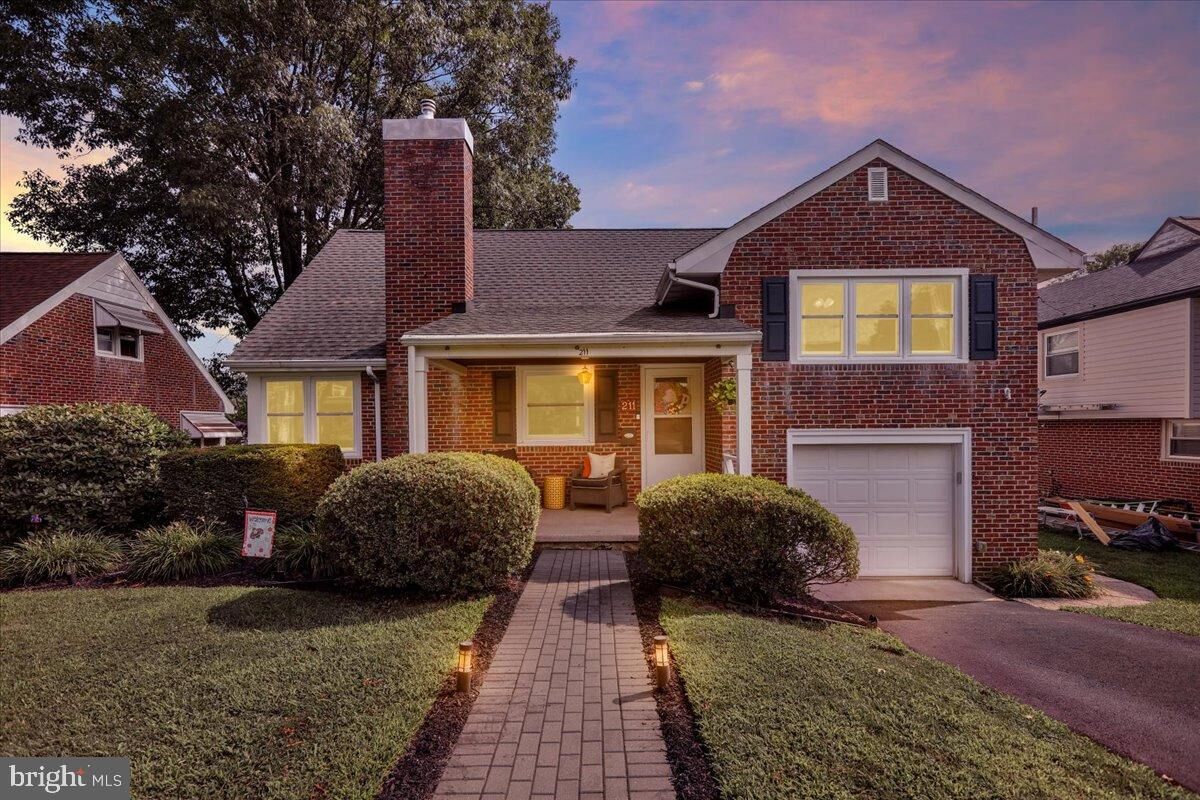 Property Photo: 211 Opal Avenue PA 19606