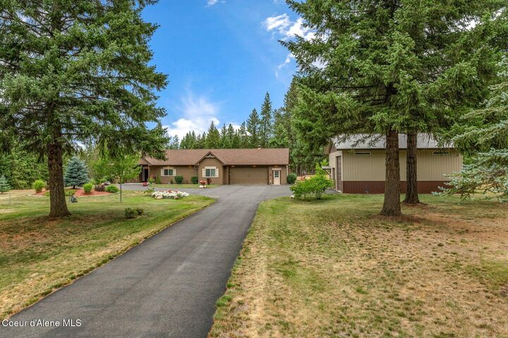 Property Photo:  975 W Ohio Match Rd  ID 83858 