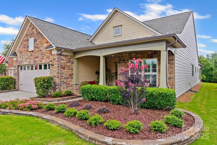 Property Photo: 276 Grovefield Drive SC 29715