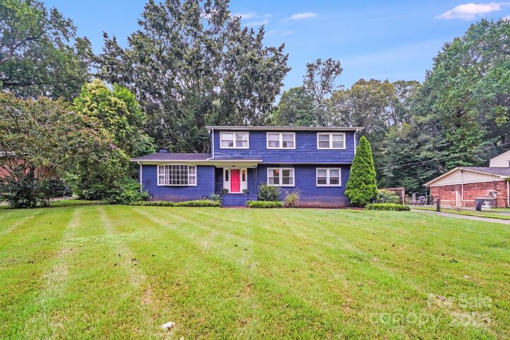 Property Photo:  6832 April Lane  NC 28215 