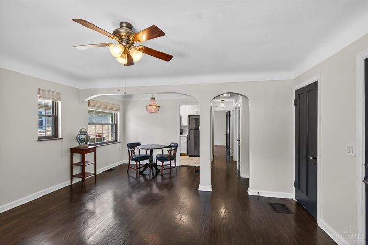 Property Photo:  6106 Mayflower Avenue  OH 45237 