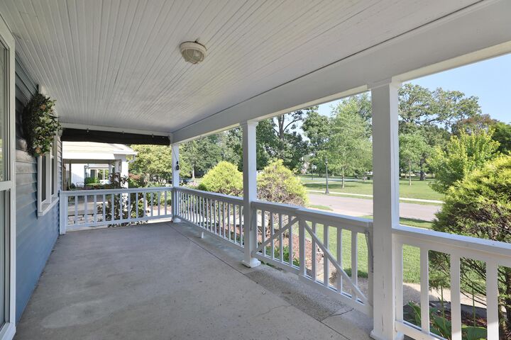 Property Photo:  565 Brevoort Road  OH 43214 