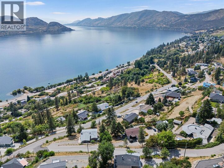 Property Photo: 5815 Macgregor Road BC V0H 1X4