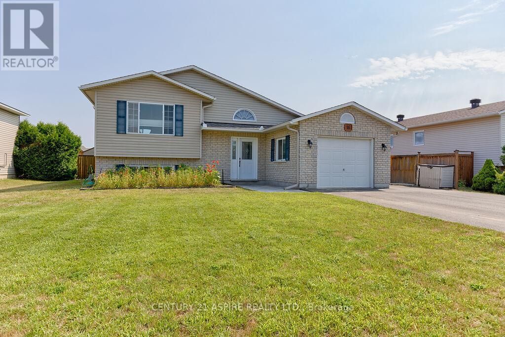 Property Photo:  16 Winfield Street  ON K8H 0A2 