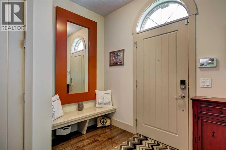 Property Photo: 274 Quarry Park Boulevard Southeast AB T2C 5G3