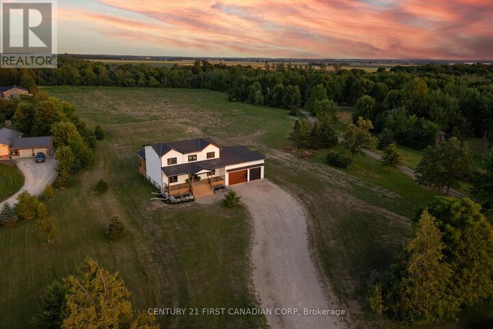 Photo de la propriété:  12110 Gale Road  ON N0M 1A0 