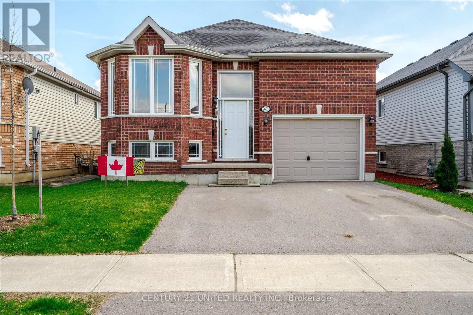 Photo de la propriété:  2691 Foxmeadow Road  ON K9L 0A8 