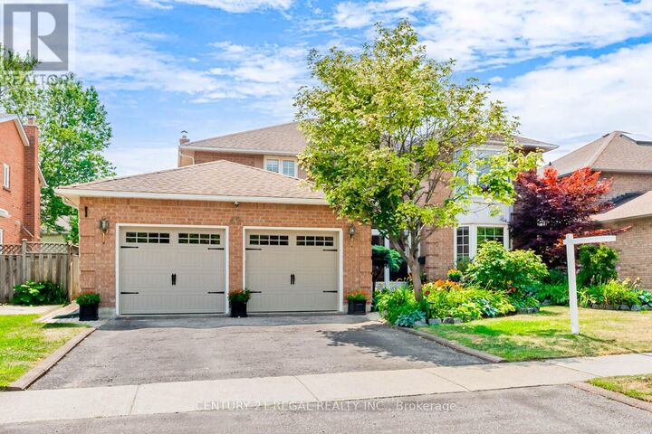 Property Photo: 42 Milner Crescent ON L1S 4X4