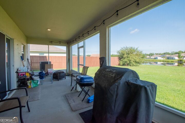 Property Photo: 111 Walnut Way GA 31548