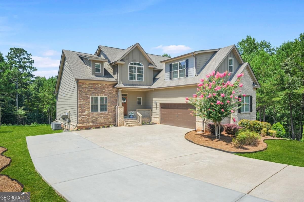 Property Photo: 205 Calvery Way GA 30252