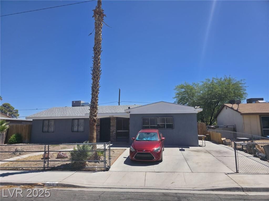 Property Photo:  5521 Auborn Avenue  NV 89108 