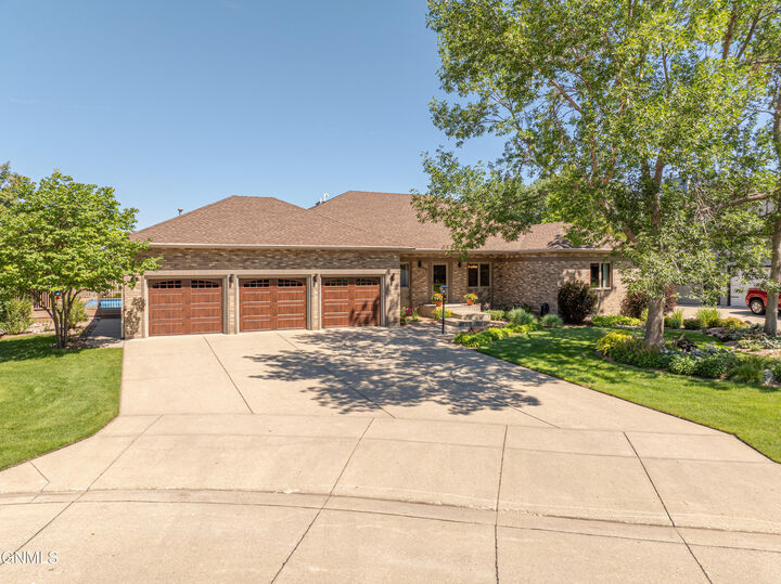 Property Photo: 1524 &1534 Buccaneer Place ND 58504