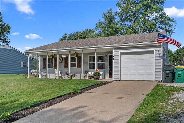 1102 W 3rd Street  Edgerton KS 66021 photo