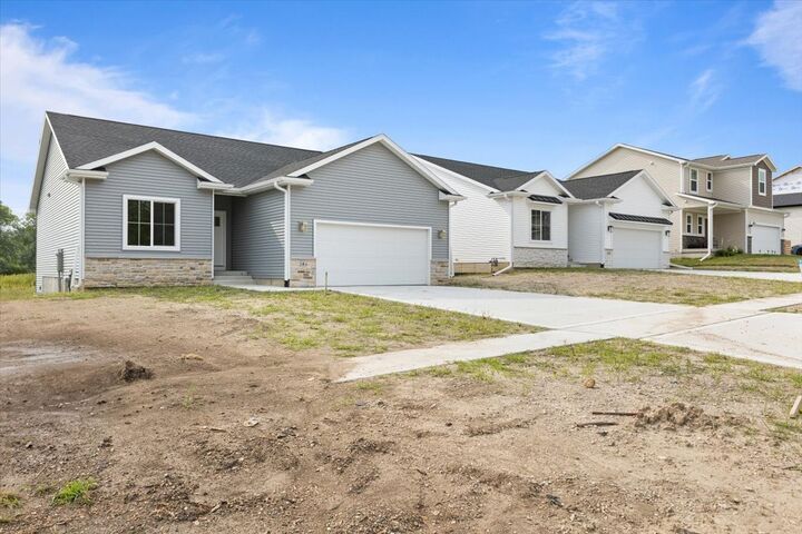 Property Photo: 384 Napoli Avenue IA 50266