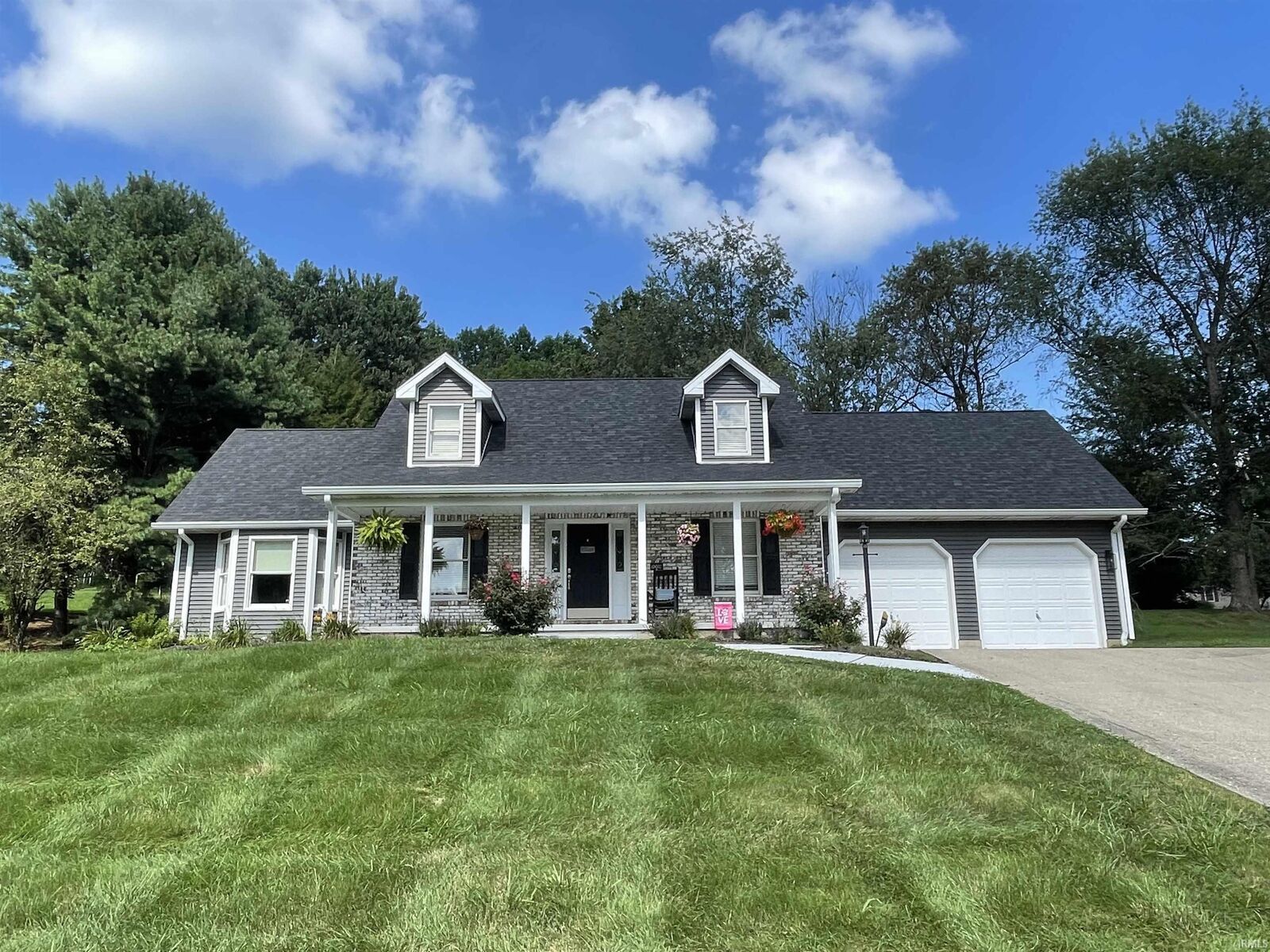 Property Photo: 900 N Quail Ridge Circle IN 47591