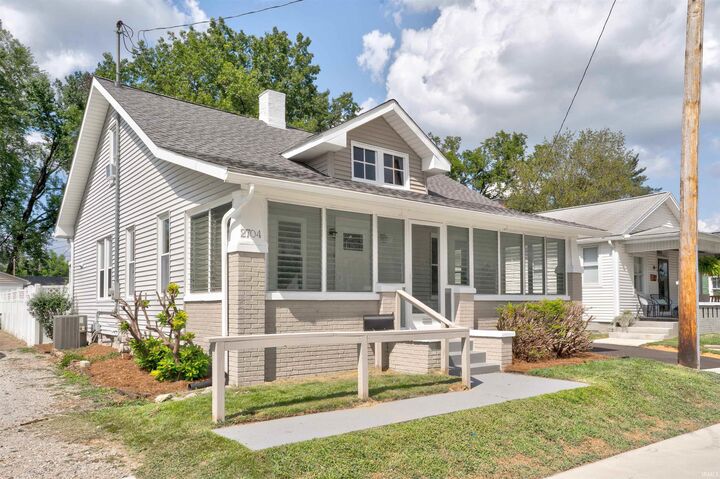2704 E Walnut Lane  Evansville IN 47714 photo