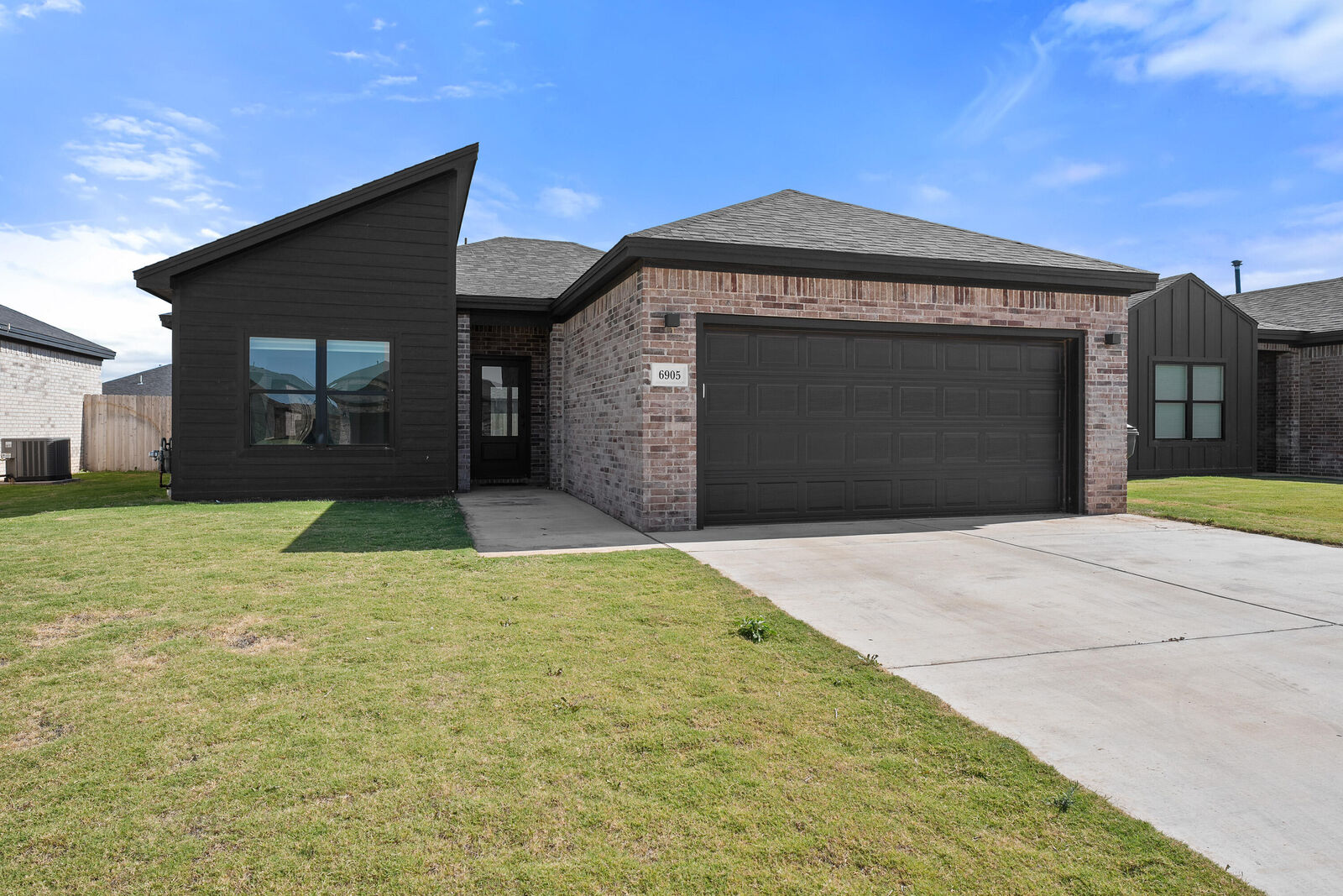 Property Photo: 6905 13th Street TX 79416