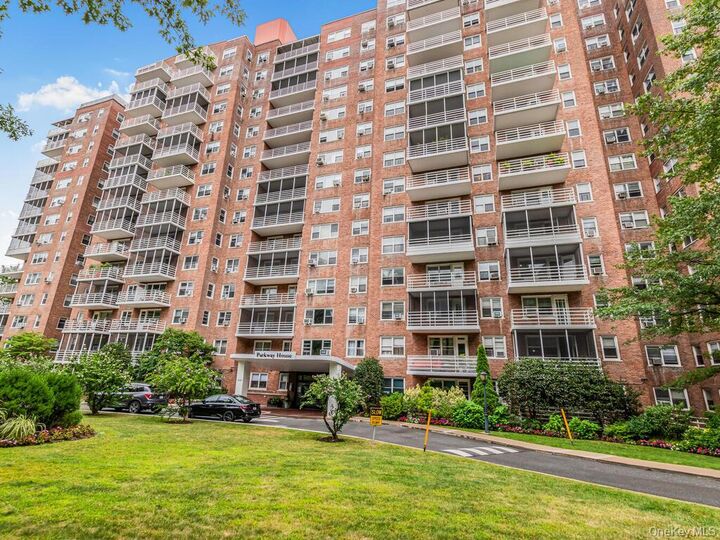Property Photo: 3530 Henry Hudson Parkway 9A NY 10463