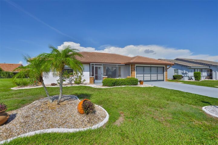 Property Photo:  1814 Granville Lane  FL 33573 