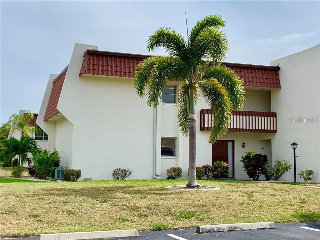 Property Photo:  311 Garvin Street 409C  FL 33950 