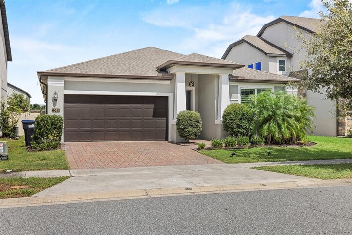 Property Photo:  1579 Cheshire Oaks Lane  FL 32825 