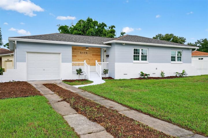 5175 23rd Avenue N  St Petersburg FL 33710 photo