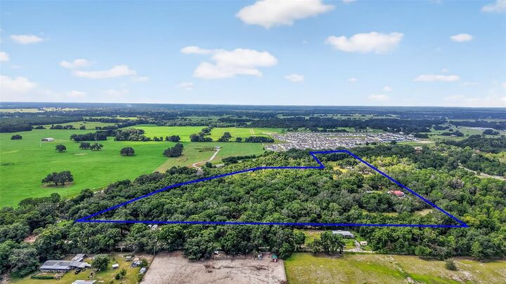 Property Photo: 1862 S US 301 FL 33585