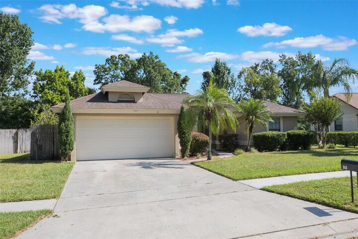 Property Photo:  840 Lake Jackson Circle  FL 32703 