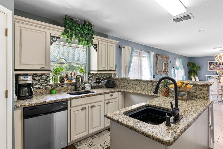 Property Photo: 132 Vista View Avenue FL 33839