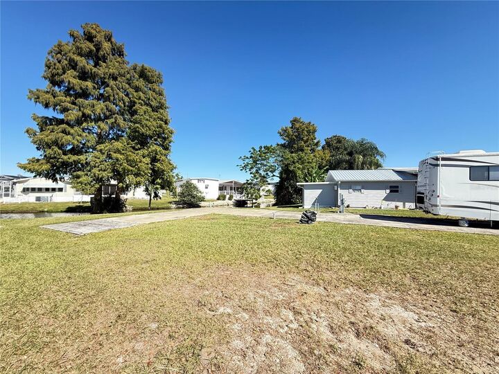 Property Photo: 5058 Shore Line Drive FL 33868