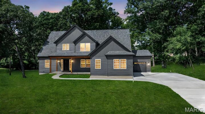 Property Photo:  229 Victor Court  MO 63021 