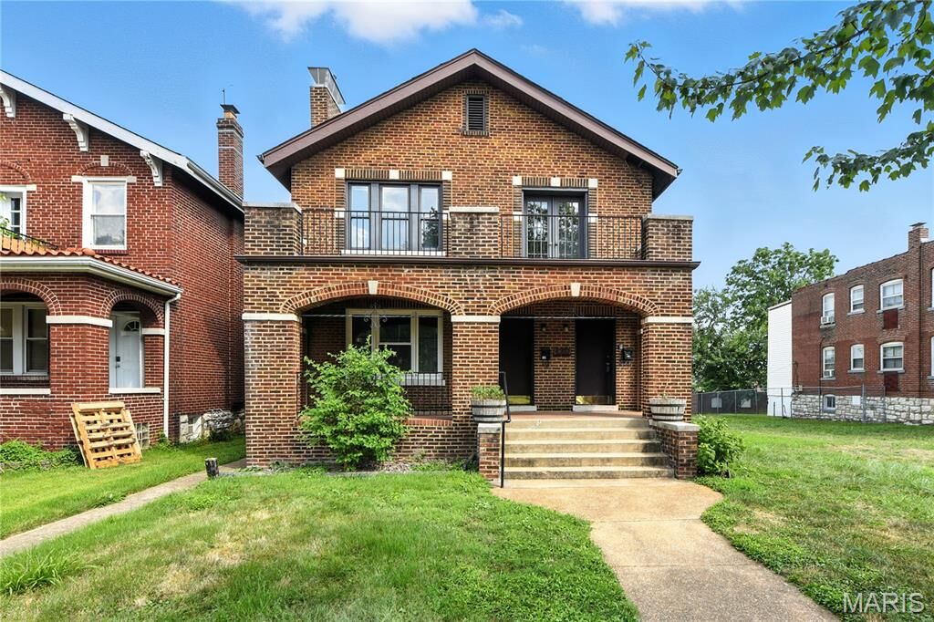 Property Photo: 4202 Lawn Avenue MO 63109