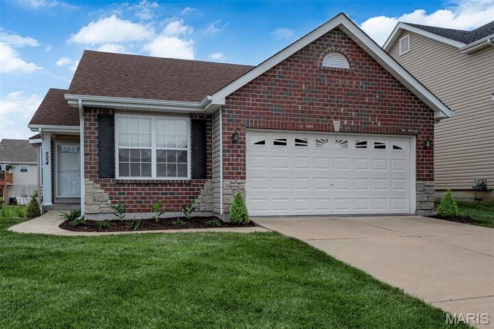 224 Stone Run Boulevard  Wentzville MO 63385 photo