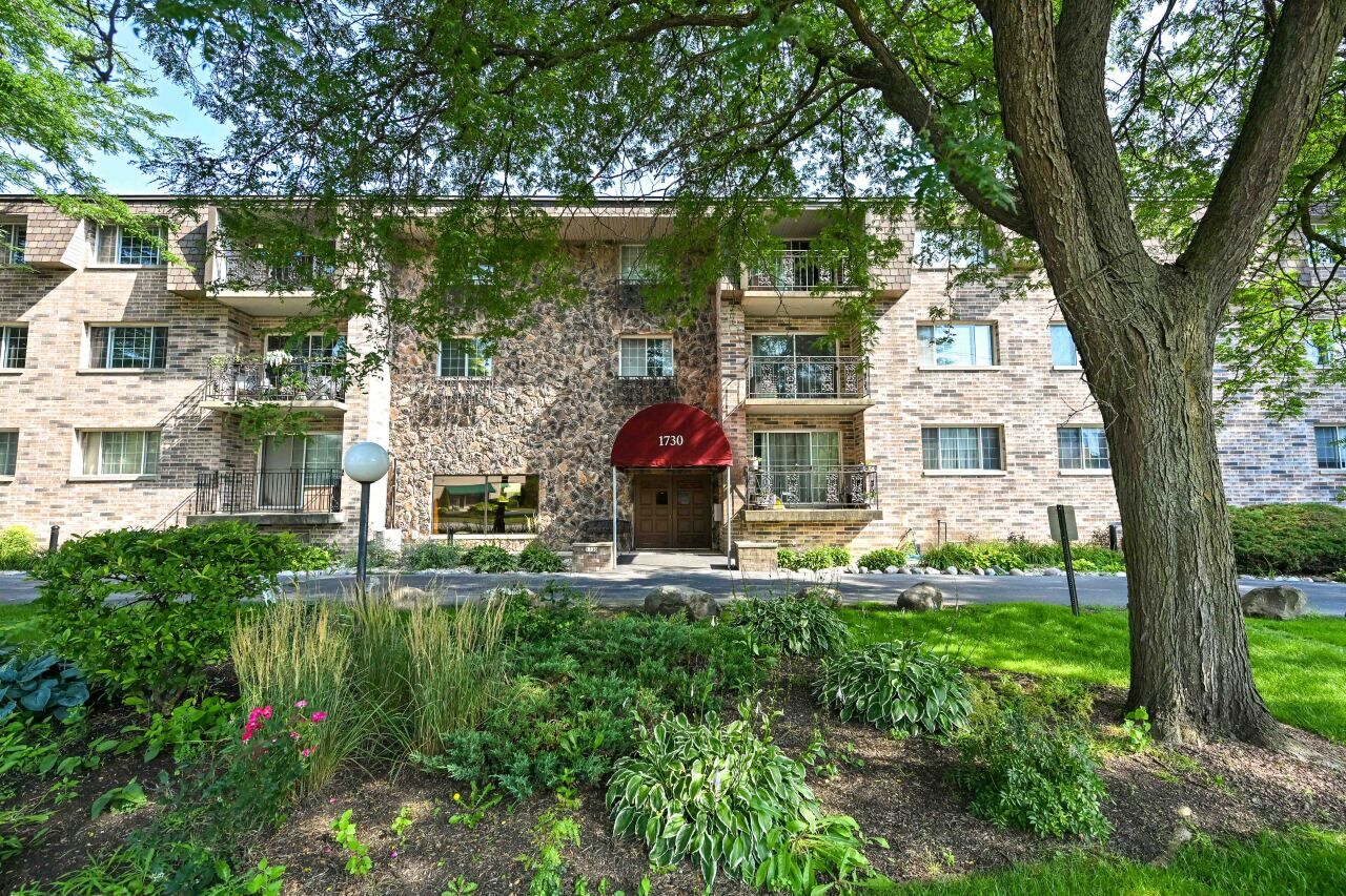 Property Photo:  1730 W Green Tree Rd 208  WI 53209