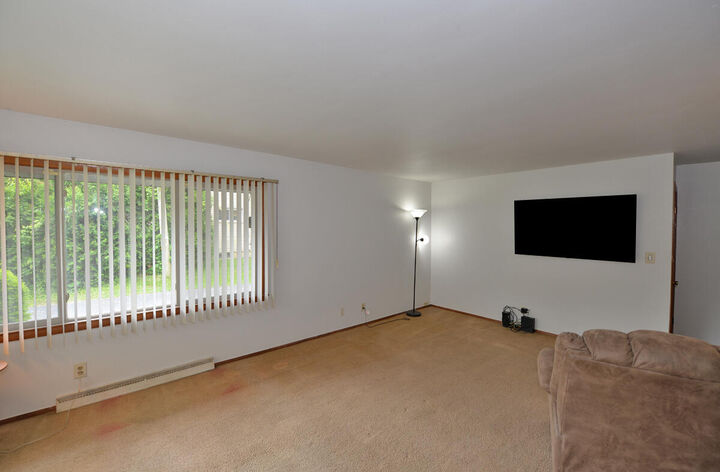 Property Photo: 38 S Emmertsen Rd WI 53406