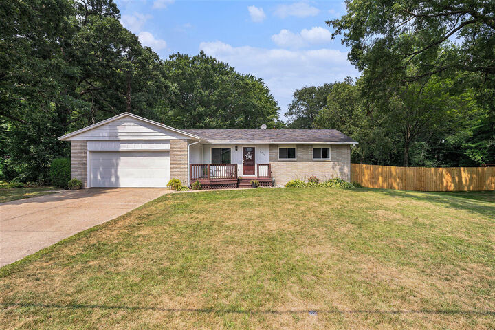 Property Photo:  2242 Corrine Avenue  MI 49442 