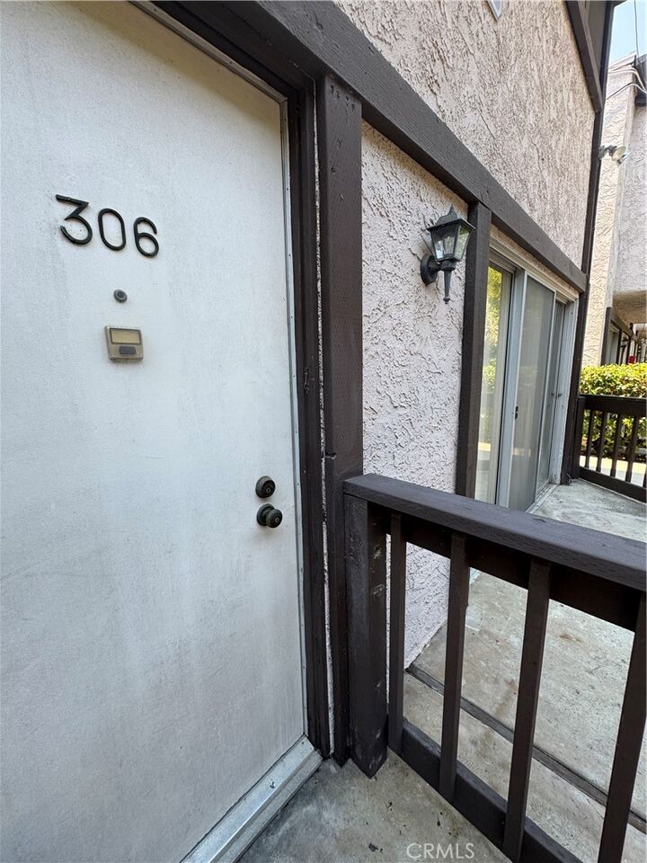 Property Photo:  350 S Miraleste Drive 306  CA 90732