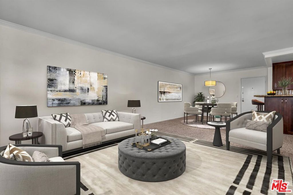 Property Photo: 7740 Redlands Street M3075 CA 90293