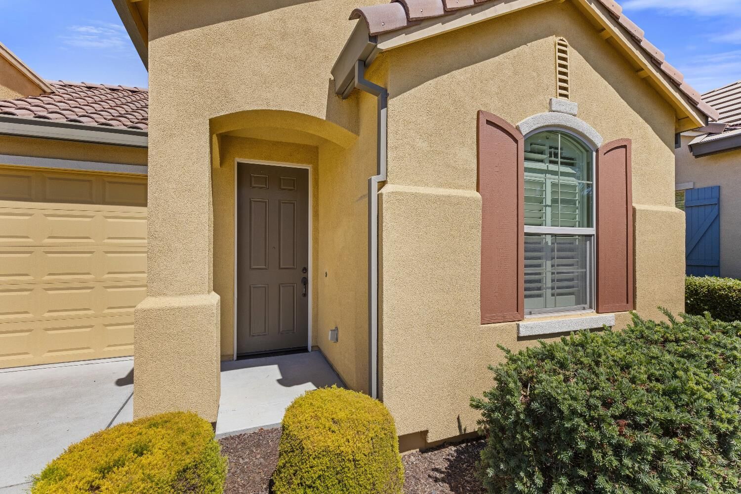 Property Photo:  1377 Volonne Drive  CA 95747 