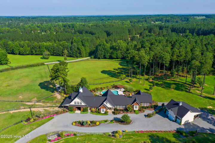 Property Photo:  370 Bracken Hill Road  NC 28326 