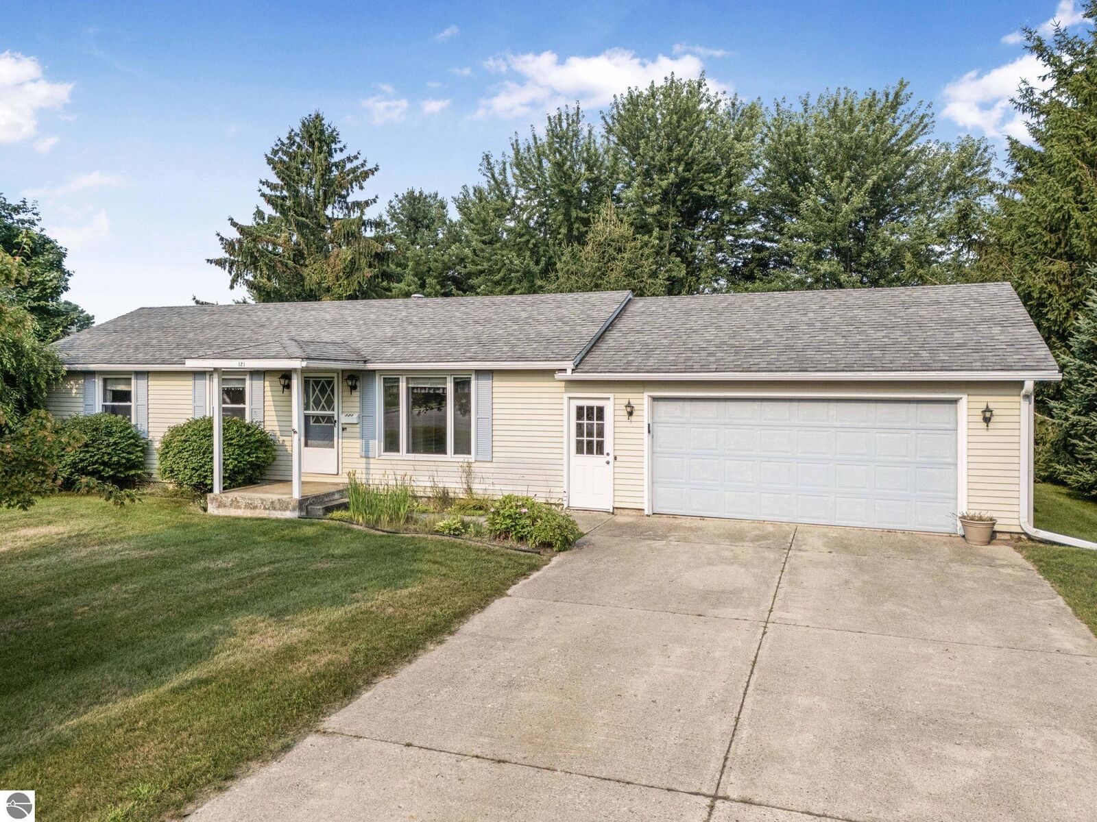 Property Photo:  121 Barbara Street  MI 49601 
