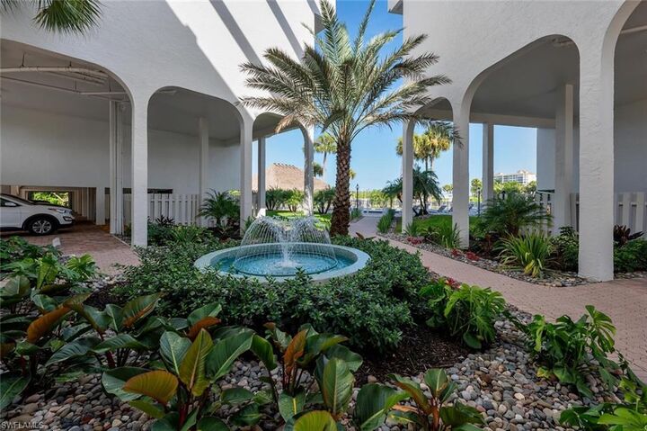 Property Photo: 12945 Vanderbilt Dr 304 FL 34110