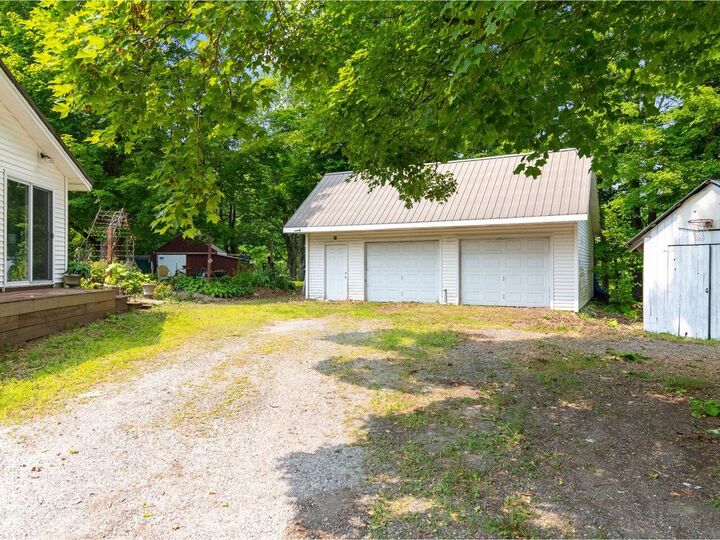 Property Photo:  2642 US Route 7  VT 05733 