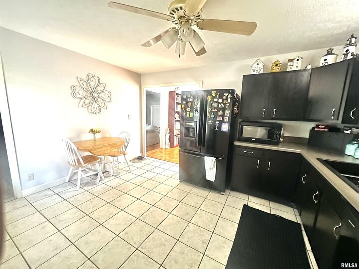 Property Photo:  610 Short Street  IL 62801 