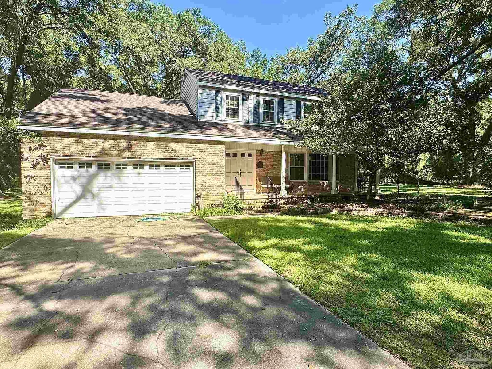 Property Photo: 4534 Sheffield Dr FL 32571