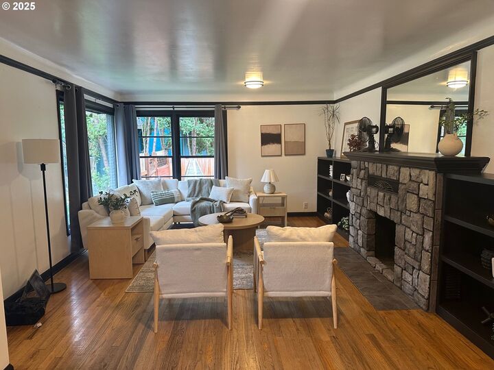 Property Photo:  4075 SW 195th Ave  OR 97078 