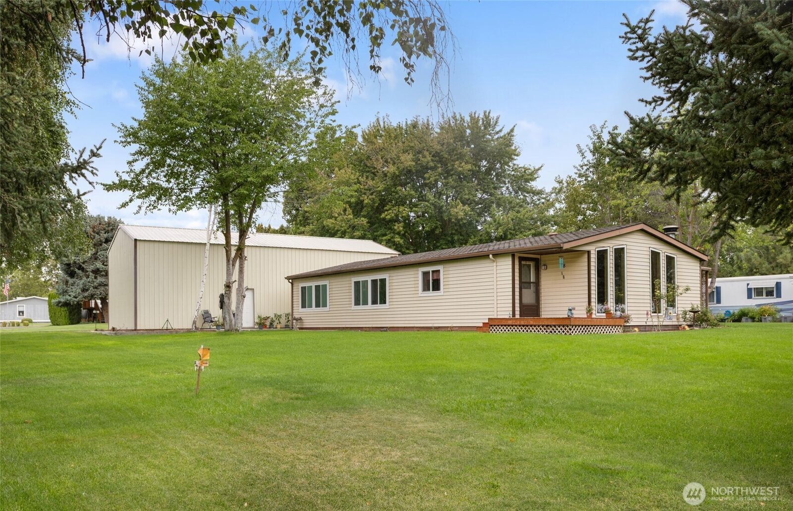Property Photo:  7472  Rd F  SE 8  WA 99344 