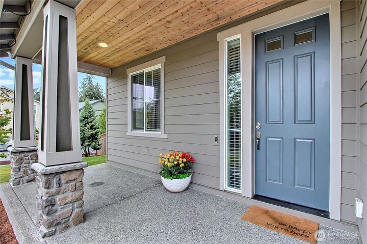 Property Photo:  18214  139th Street E  WA 98391 